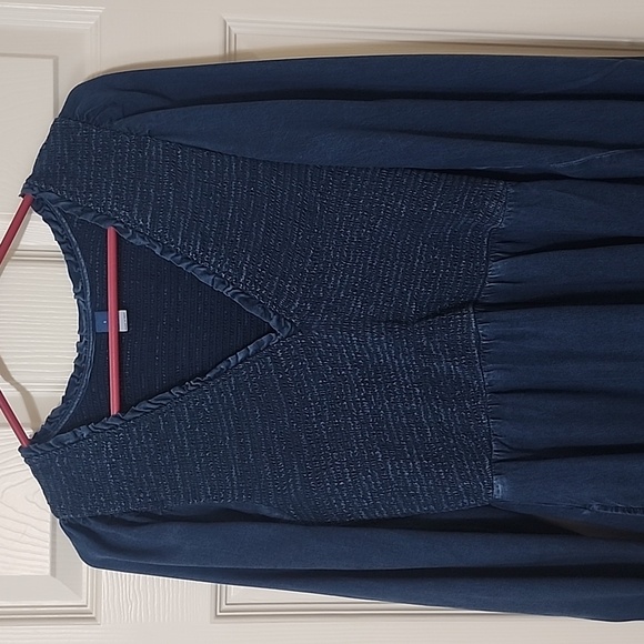Old Navy smocked bodice maxi - Picture 2 of 6